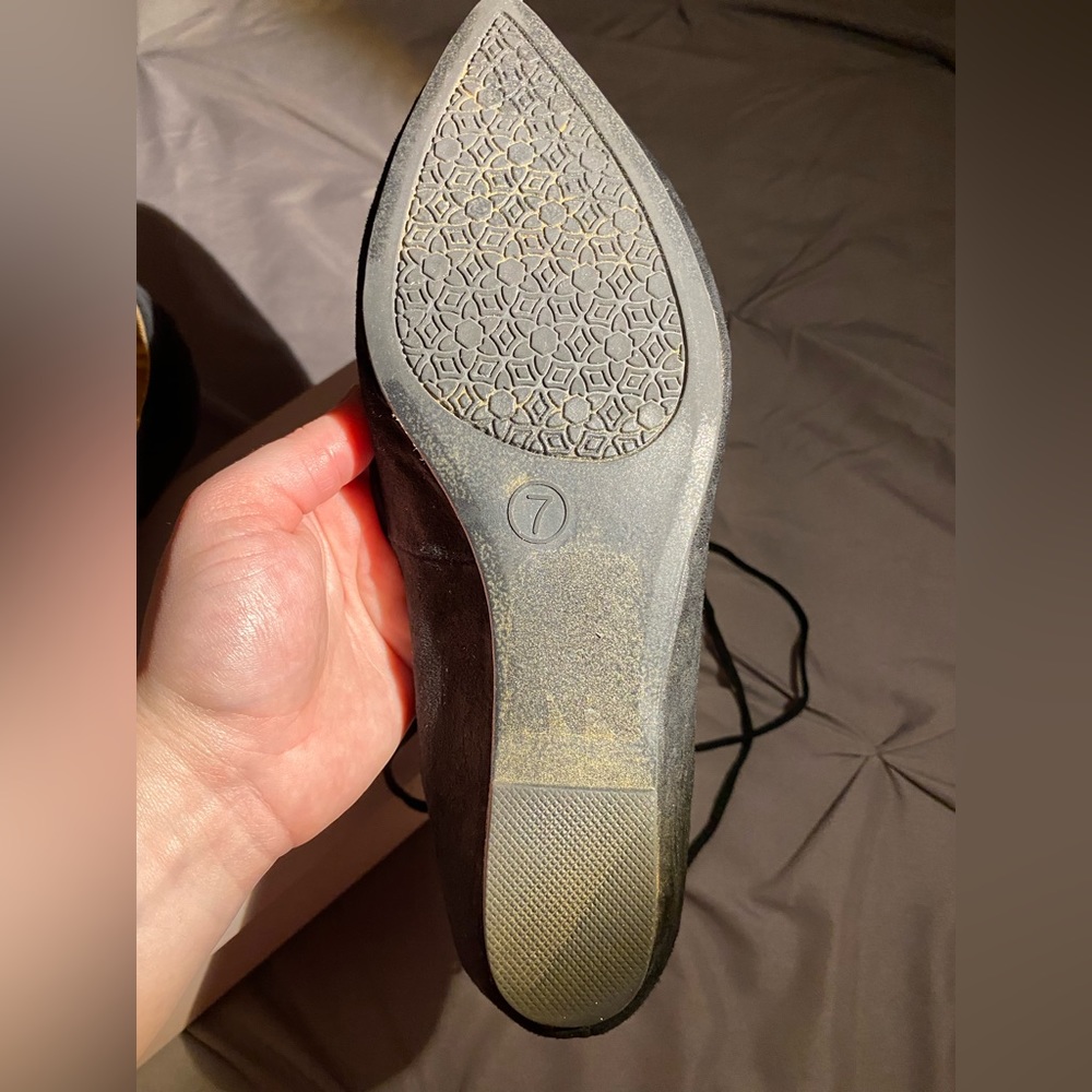 Size 7 Candies Black Tie-Up Pointed-Toe Flats - Picture 6 of 7
